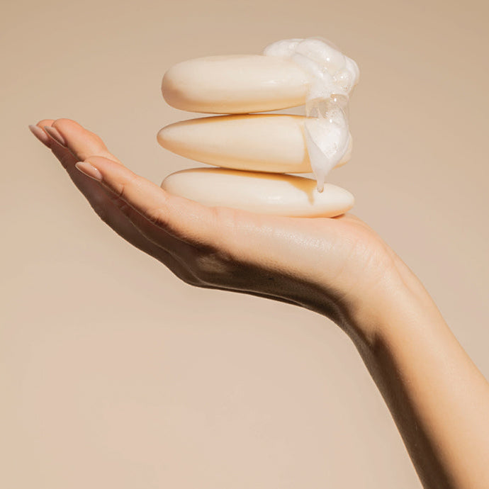 Compagnie de Provence - Nettoyant Visage Solide Extra Pur - Peaux Sensibles