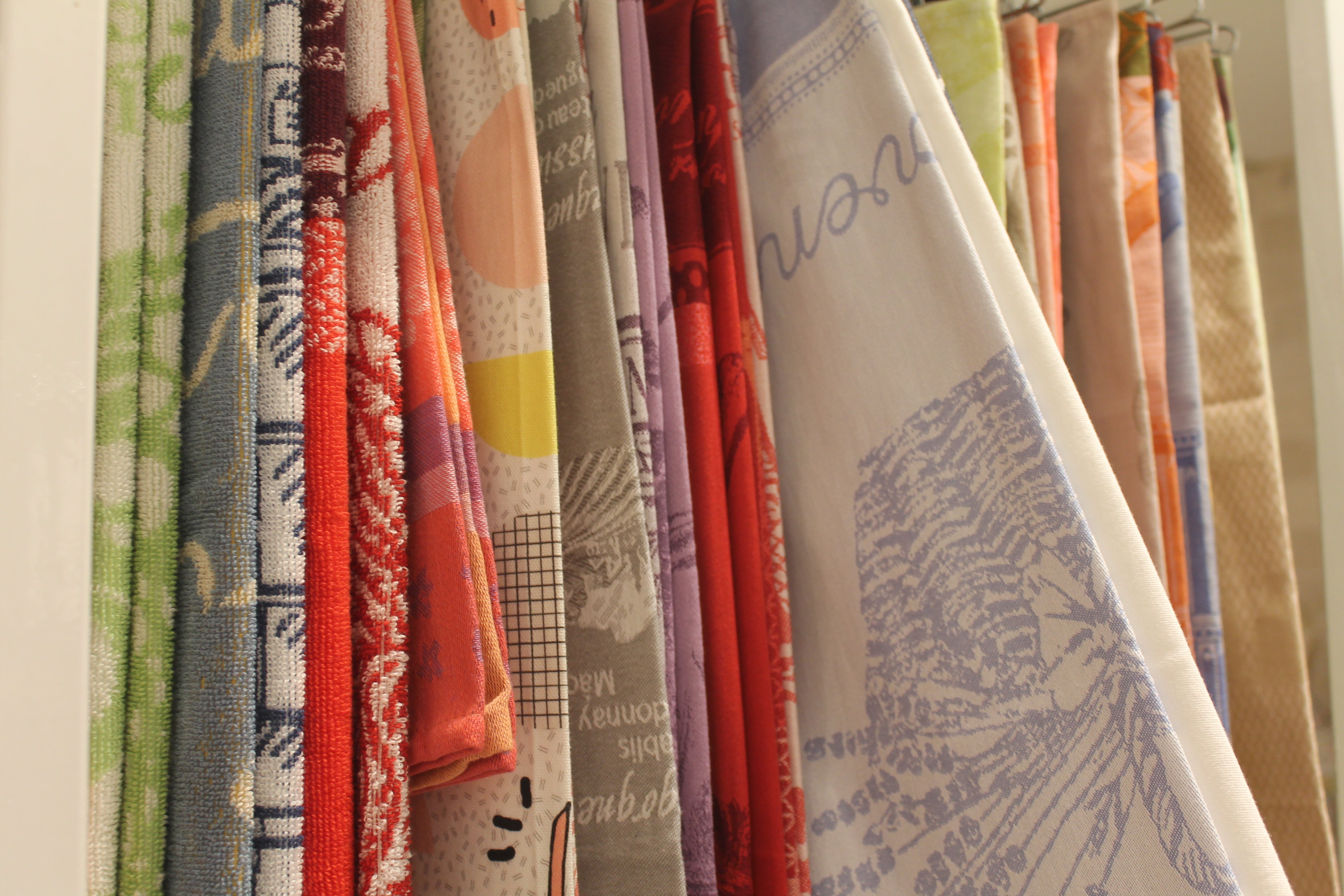 A History of the Tea Towel - Belle de Provence