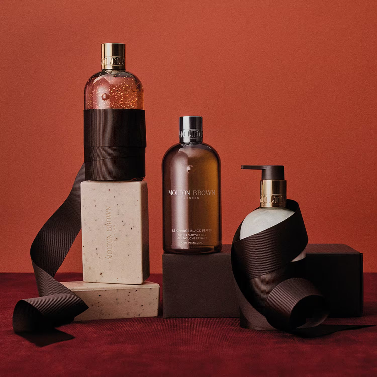 Molton_Brown_Logo_with_Royal_W