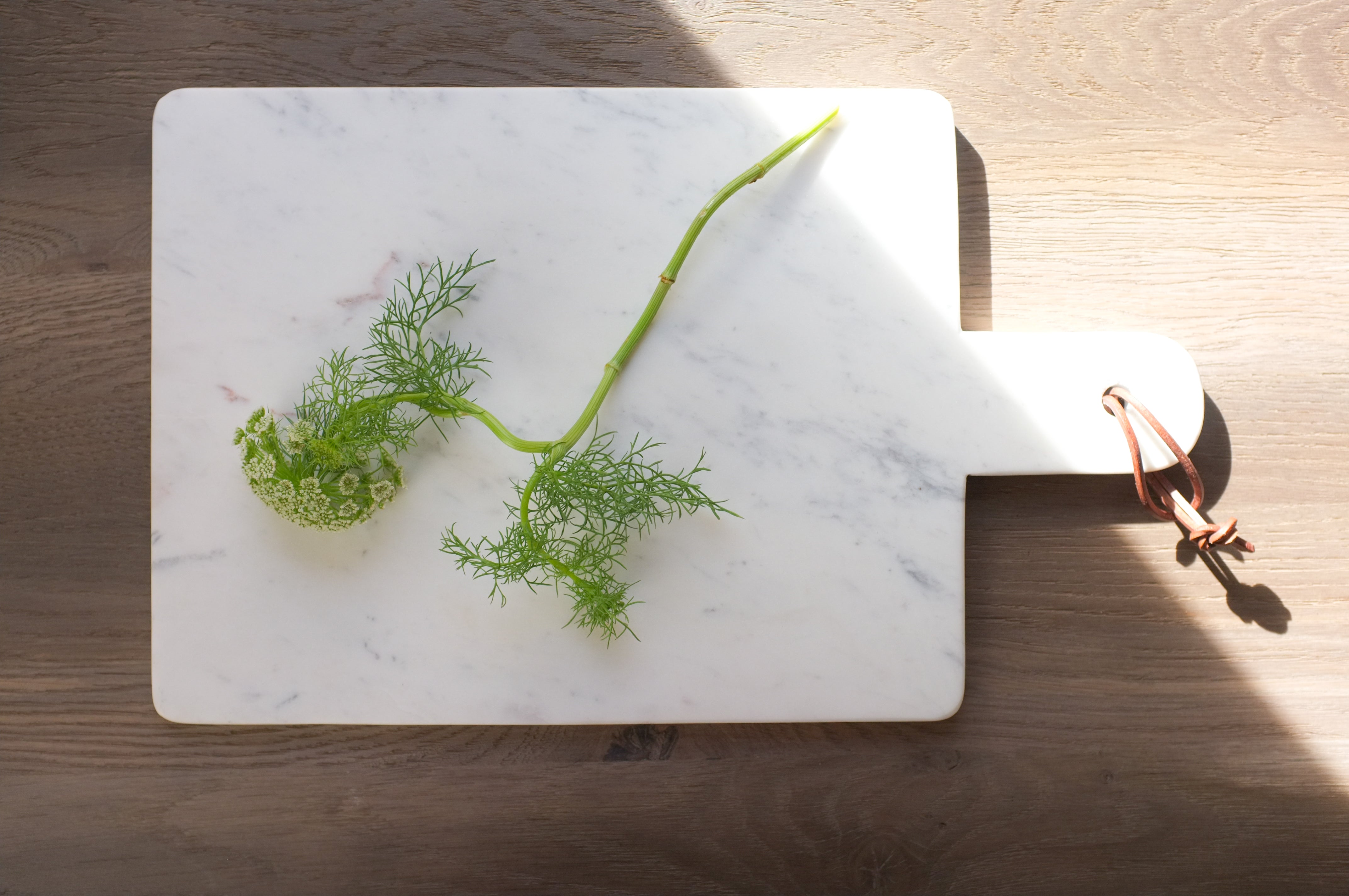 Grande pagaie en marbre Belle de Provence