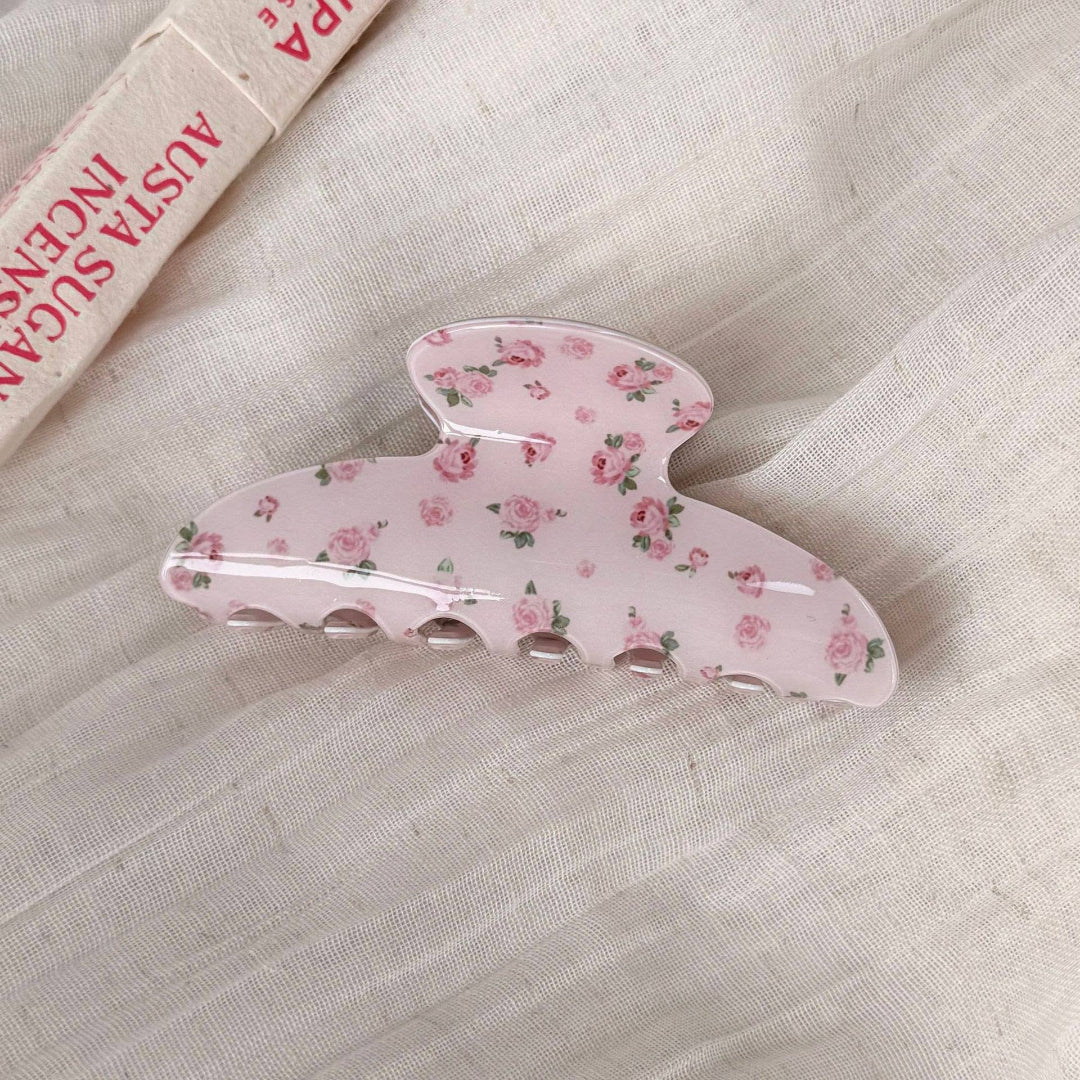 LadyJuneAccessories - Pince à cheveux florale rose | Style quotidien de la Parisienne : Forme Croissant