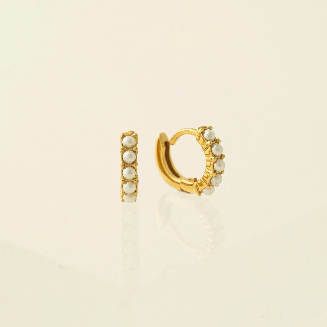 Boucles d'oreilles créoles Huggie en perles de 10,5 mm