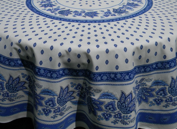 Le Cluny - Tablecloth Lisa Blue & White - Belle De Provence